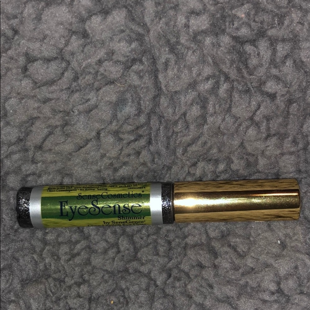Senegence Shimmer Eyesense eye liner
